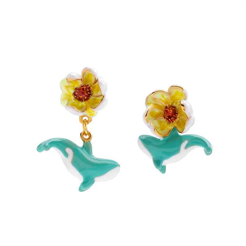 Juicy Grape Enamel Glazed Asymmetric Whale Flower Stud Earrings Gold Plated