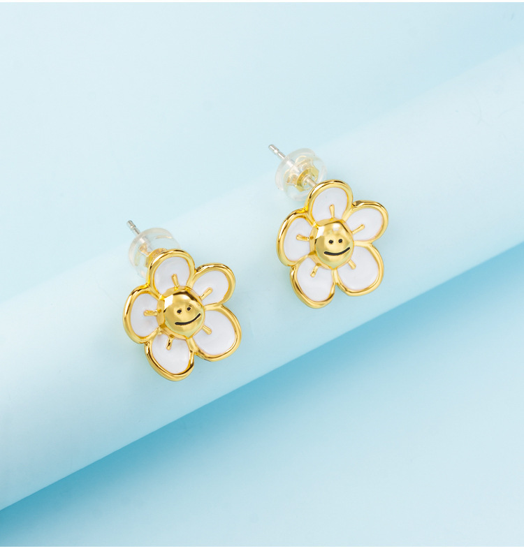 Daisy Flower Enamel Stud Earrings