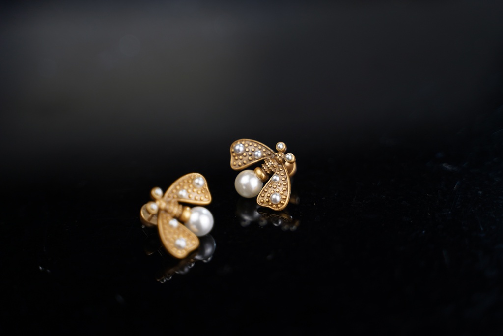 Bee And Pearl Crystal Retro Vitange Stud Earrings Chrismas Gift