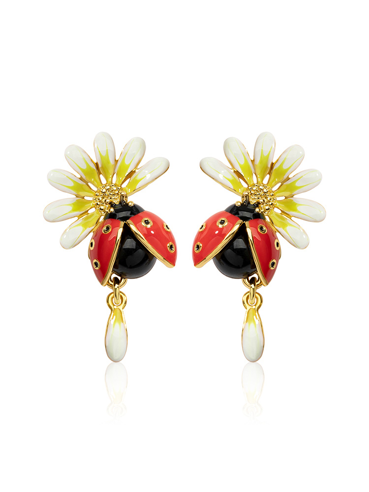 Daisy White Flower And Ladybug Enamel Stud Earrings